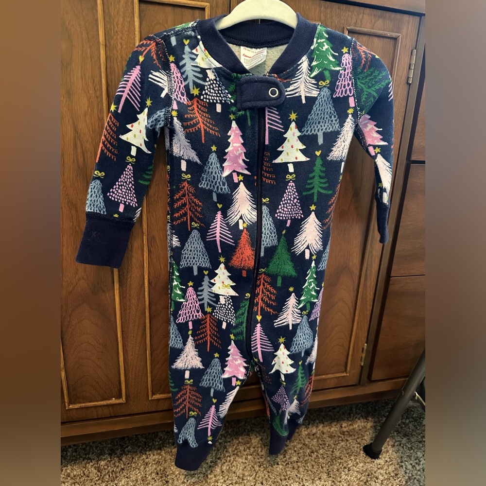 Hanna Andersson Twinkly Trees Holiday Pajamas